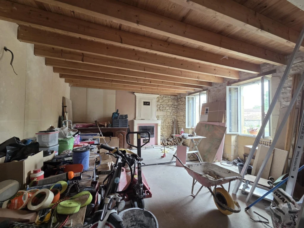 Photo 6