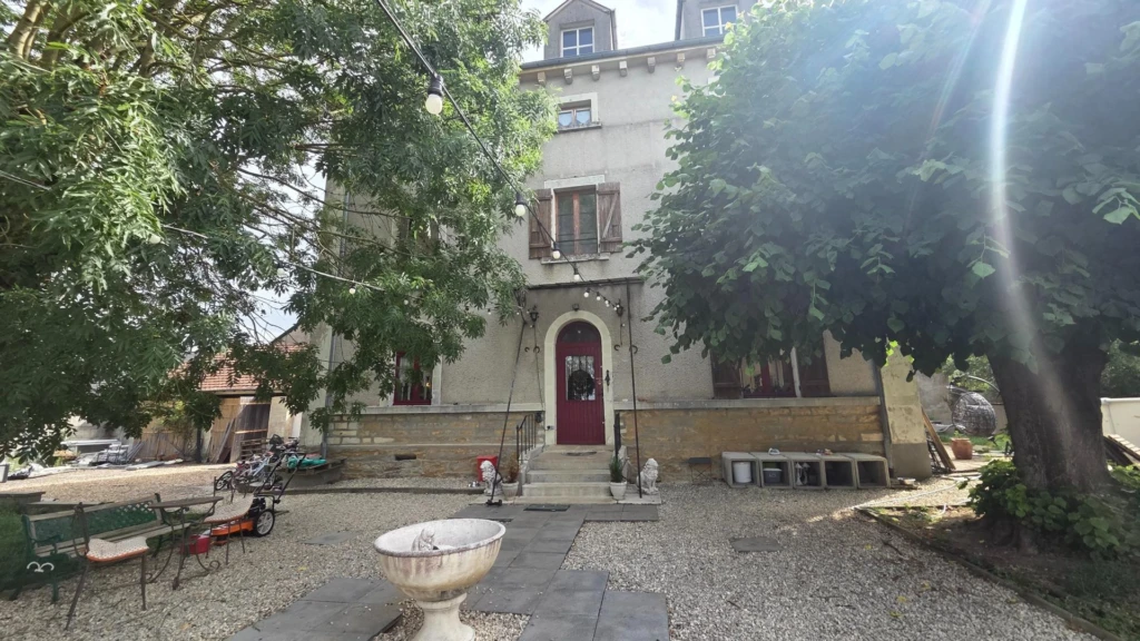 Photo 18