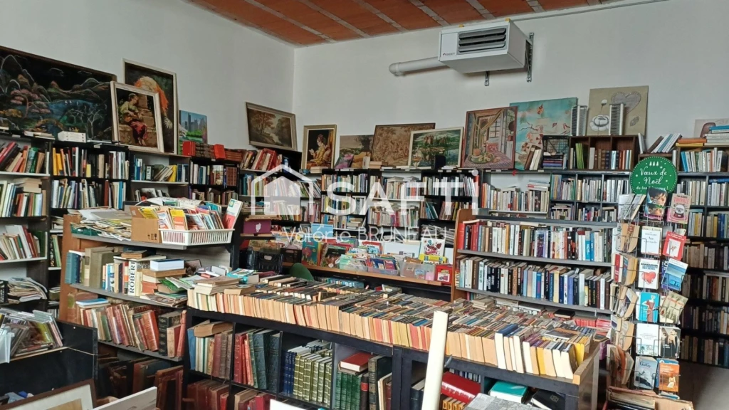 Photo 12