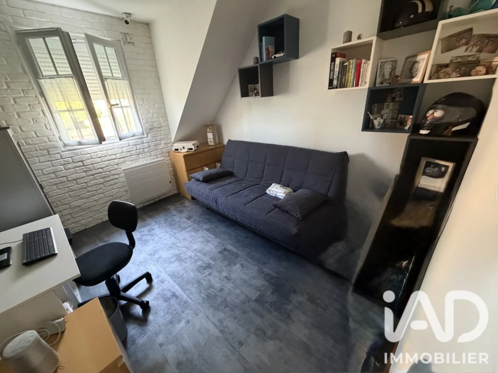 Photo 8