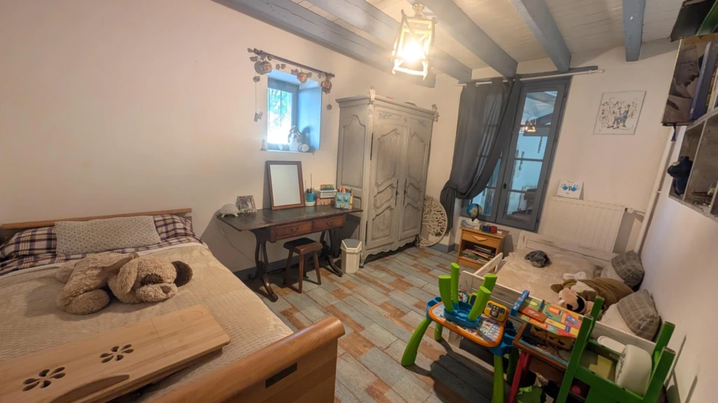 Photo 18