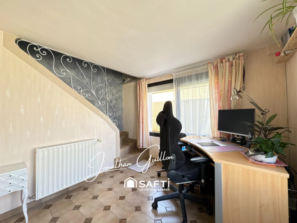 Photo 13