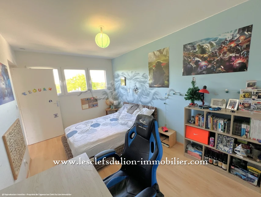 Photo 11