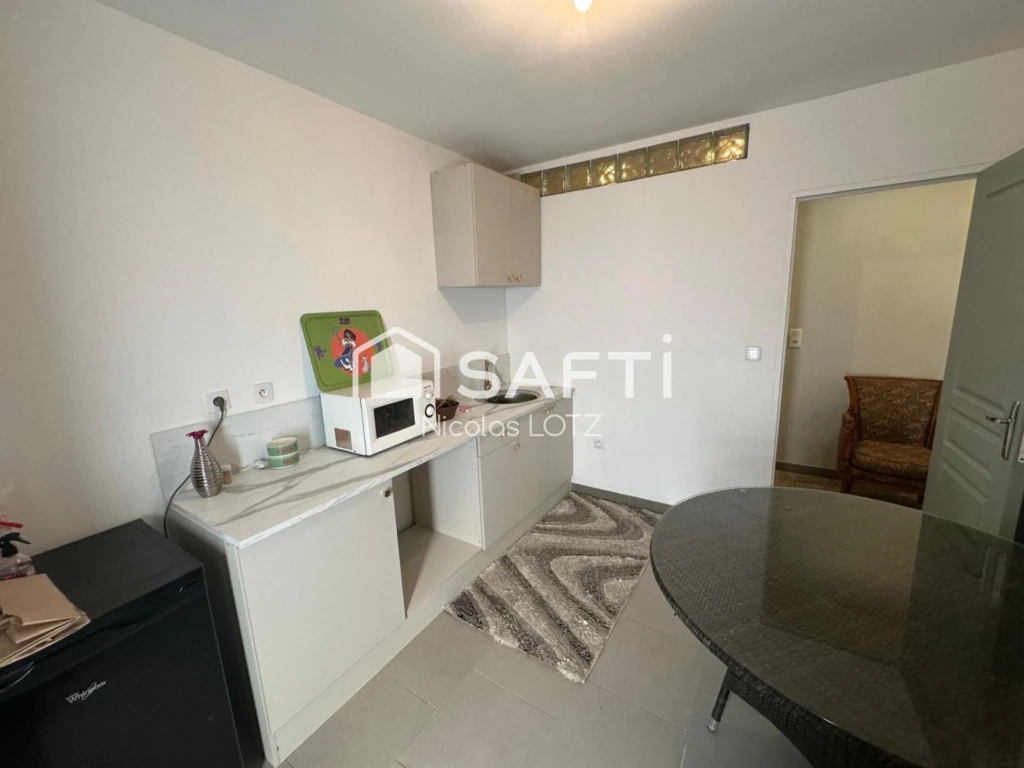 Photo 6
