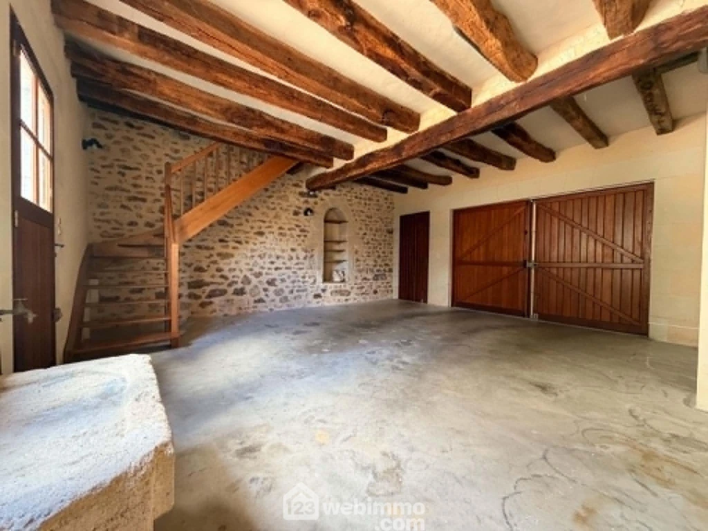 Photo 19
