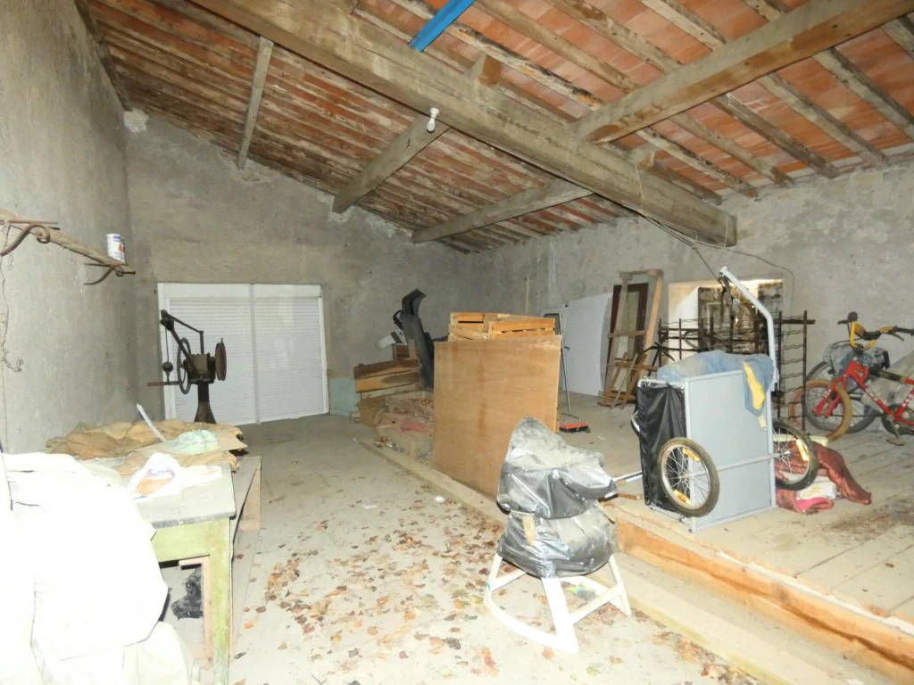 Photo 14