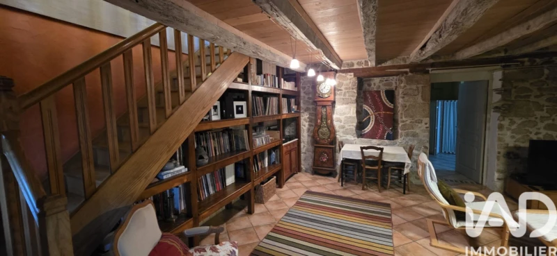 Photo 19
