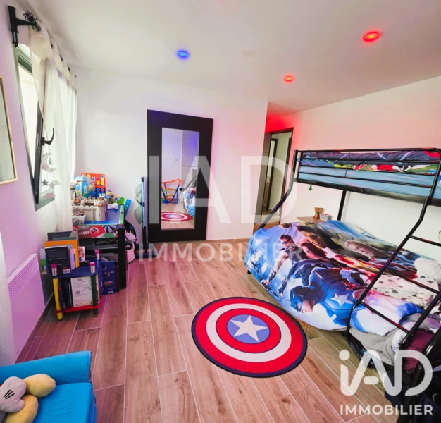 Photo 10
