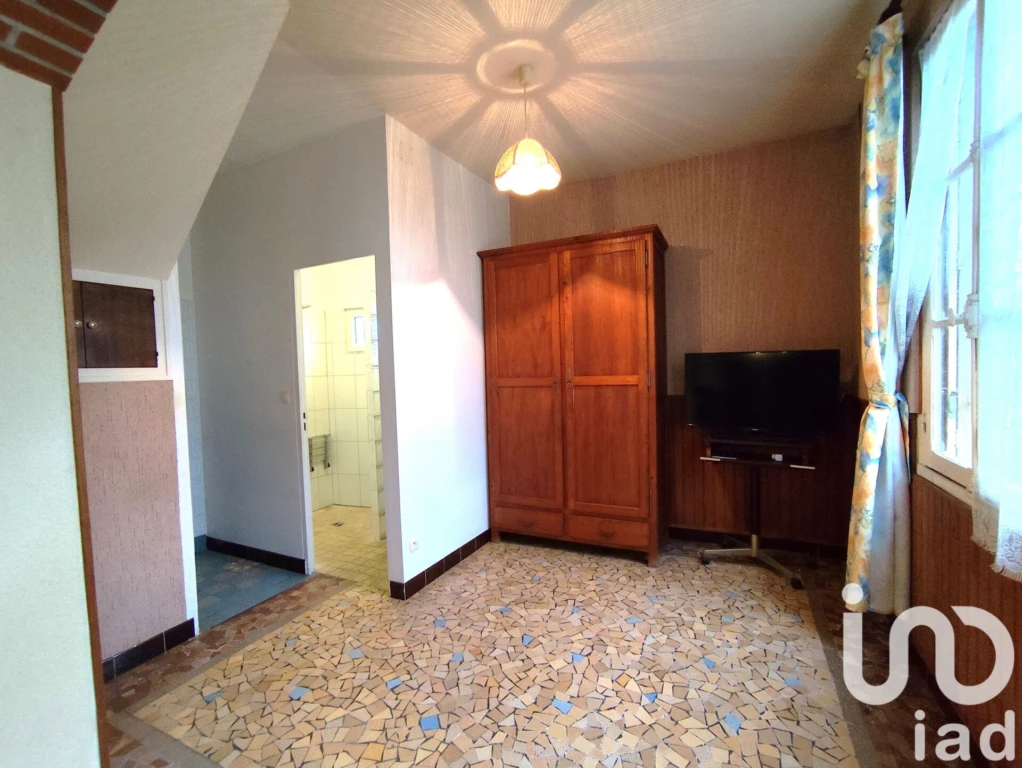 Photo 8