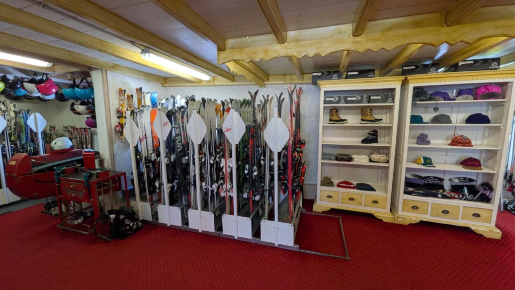 Photo 1