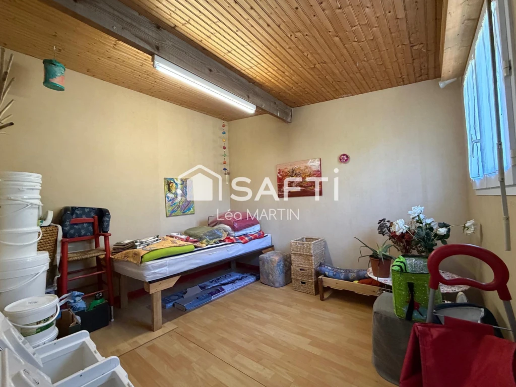 Photo 13