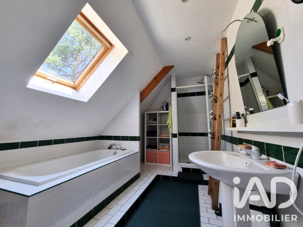 Photo 25