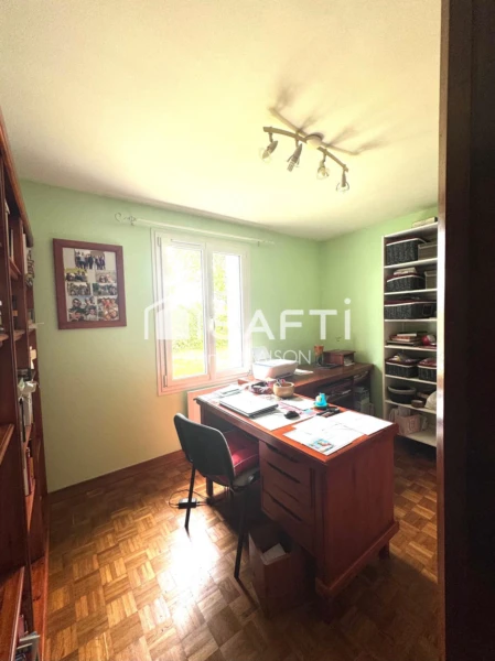 Photo 19