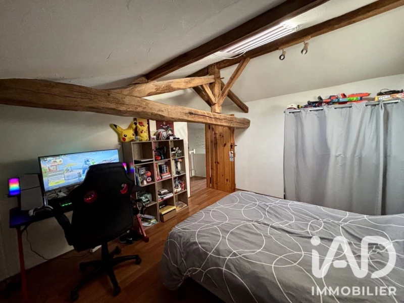 Photo 11