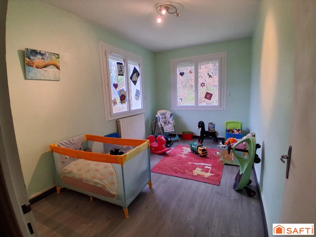 Photo 12