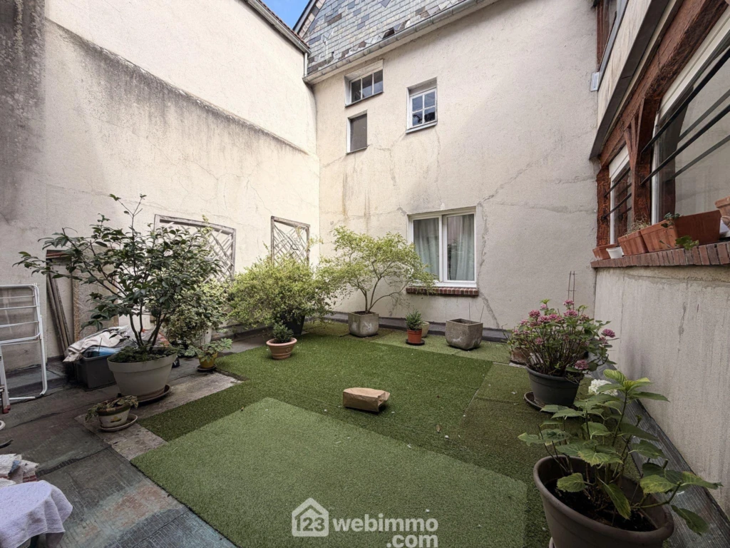 Photo 23