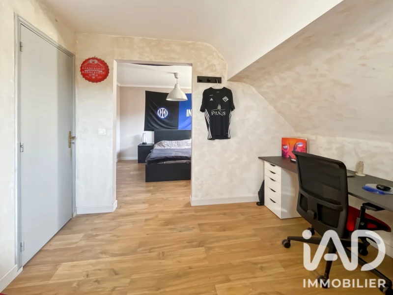 Photo 12