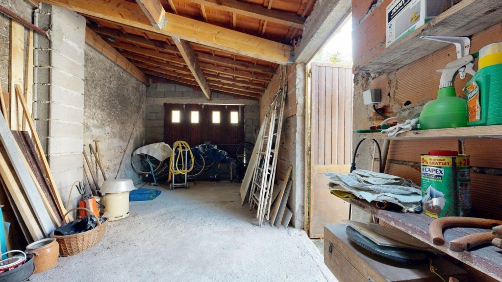 Photo 15
