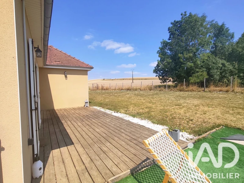 Photo 19