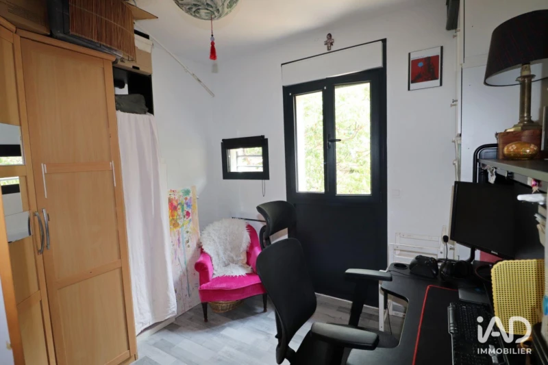 Photo 12