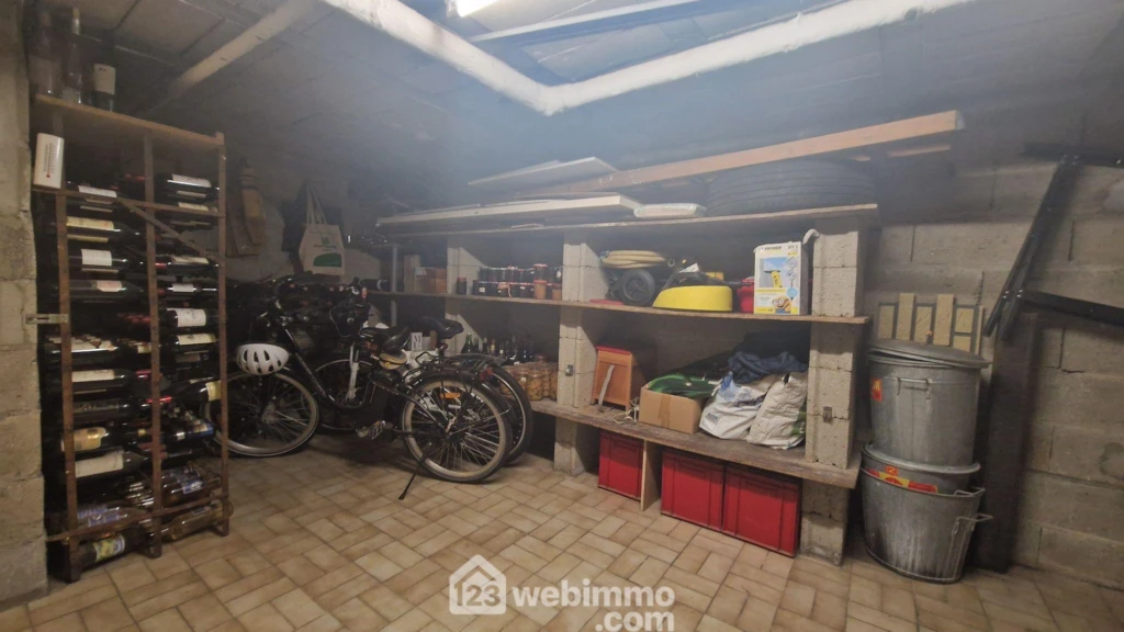 Photo 25