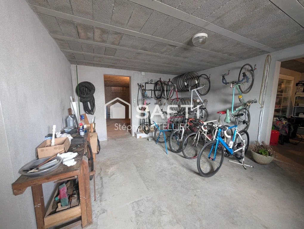 Photo 18