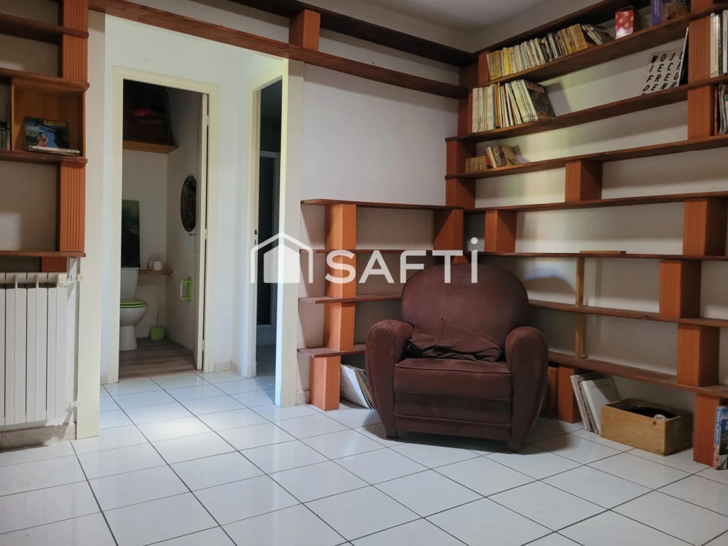 Photo 12