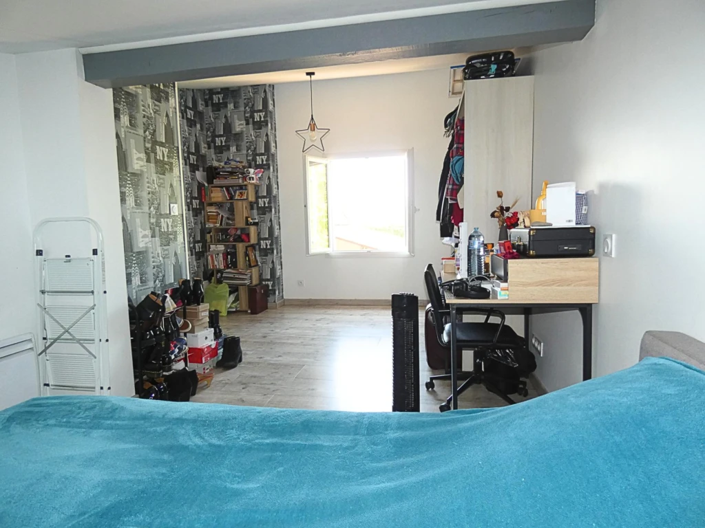 Photo 7