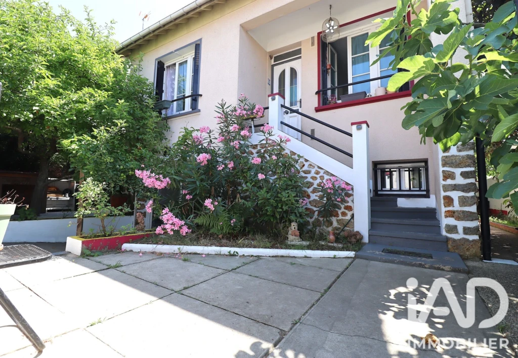 Photo 24