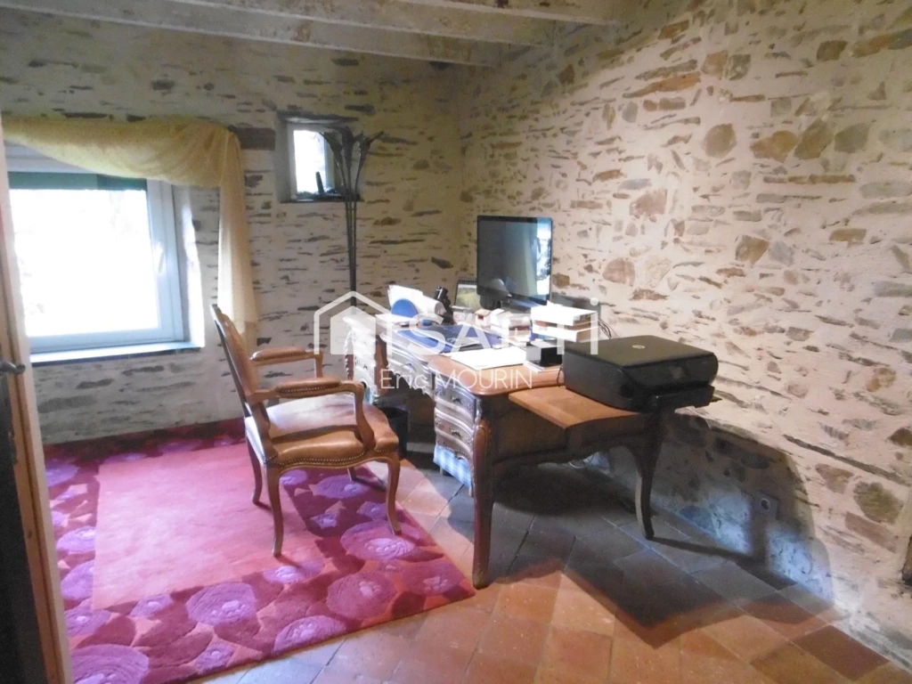 Photo 13