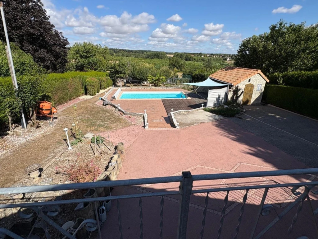 Photo 18
