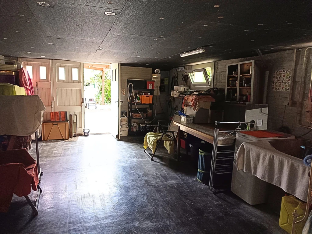 Photo 16