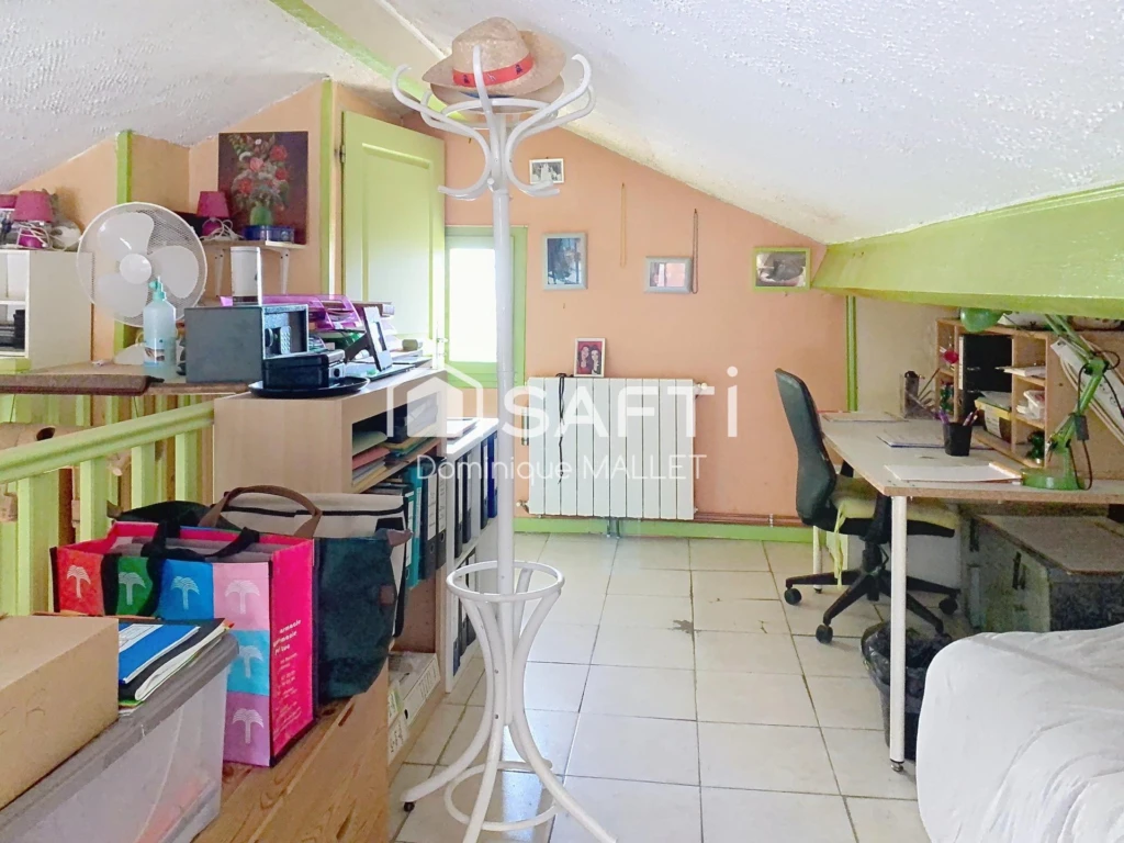 Photo 8