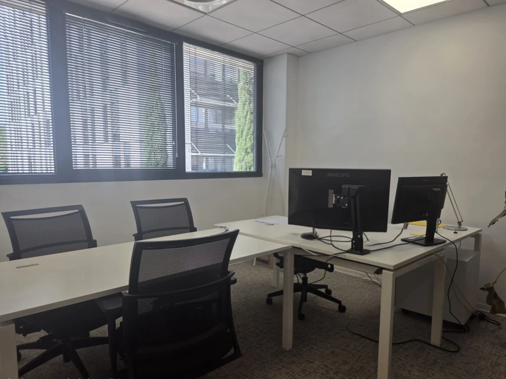 Photo 8