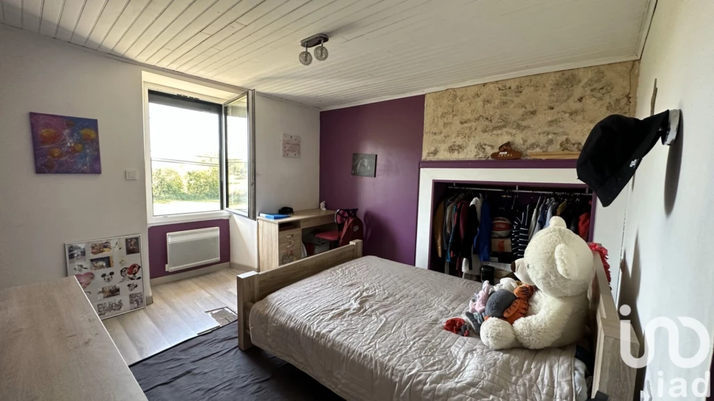 Photo 17