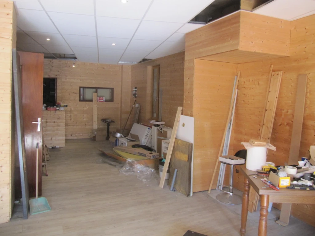 Photo 12