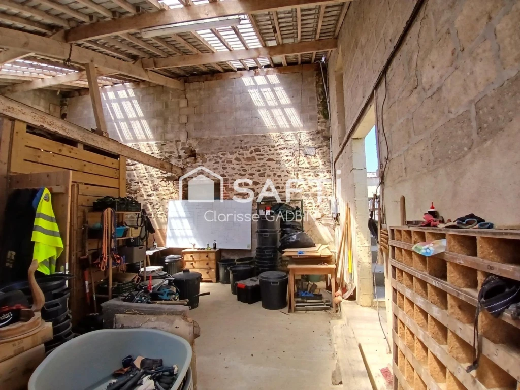 Photo 4