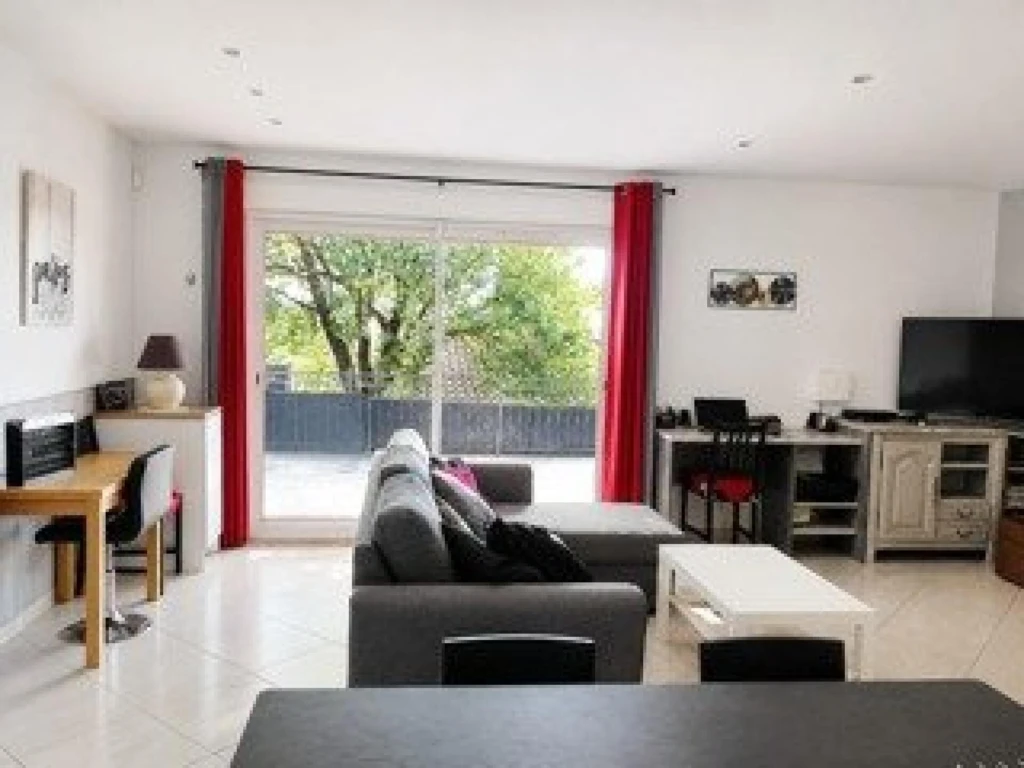 Photo 7