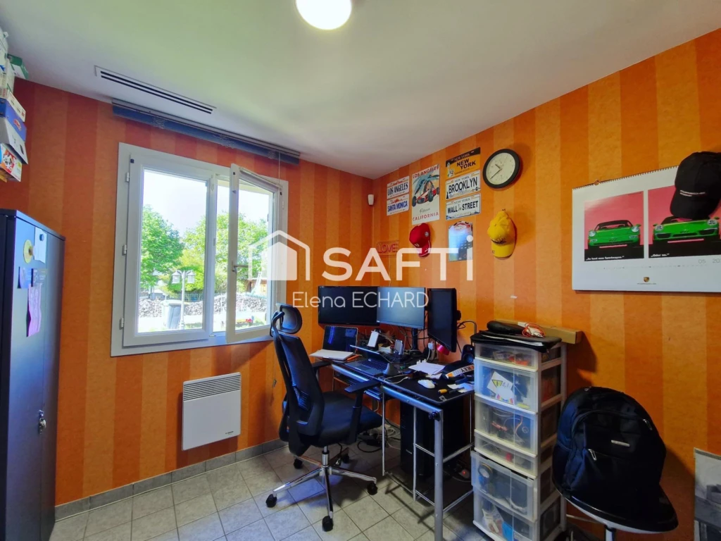 Photo 11