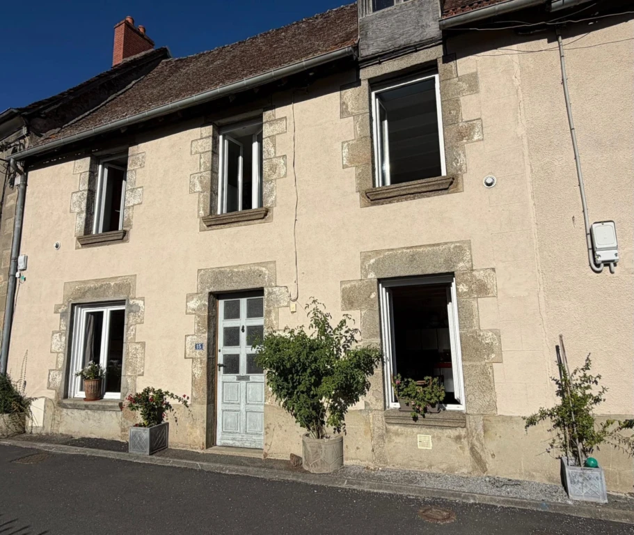 Photo 18