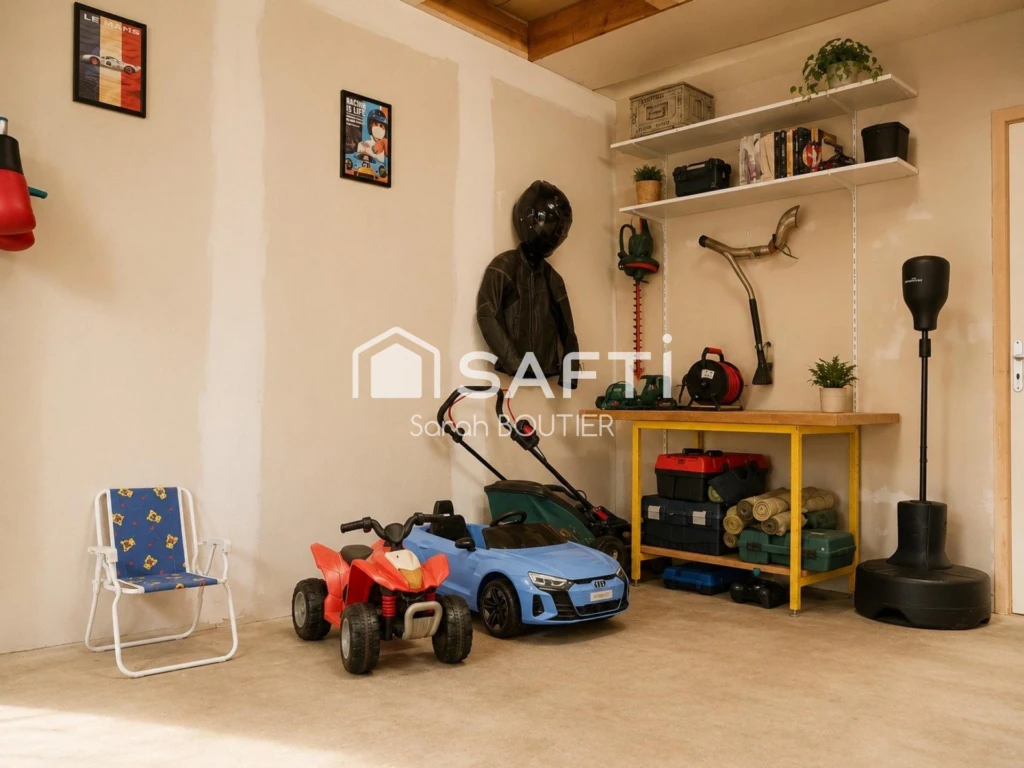 Photo 12