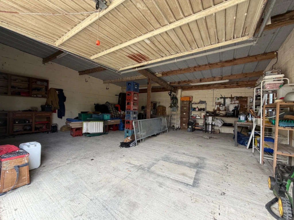 Photo 16