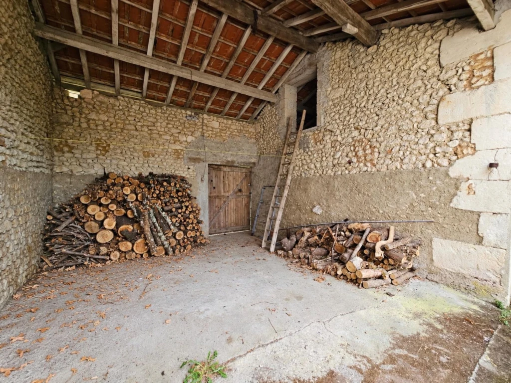 Photo 13