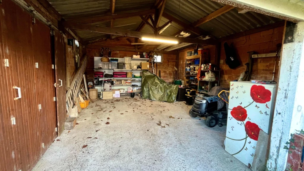 Photo 16
