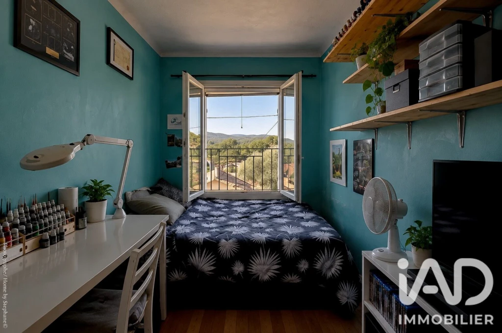 Photo 9