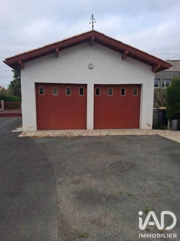 Photo 19