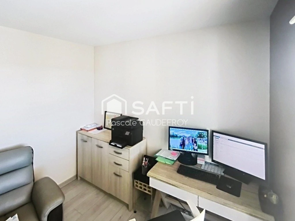 Photo 16