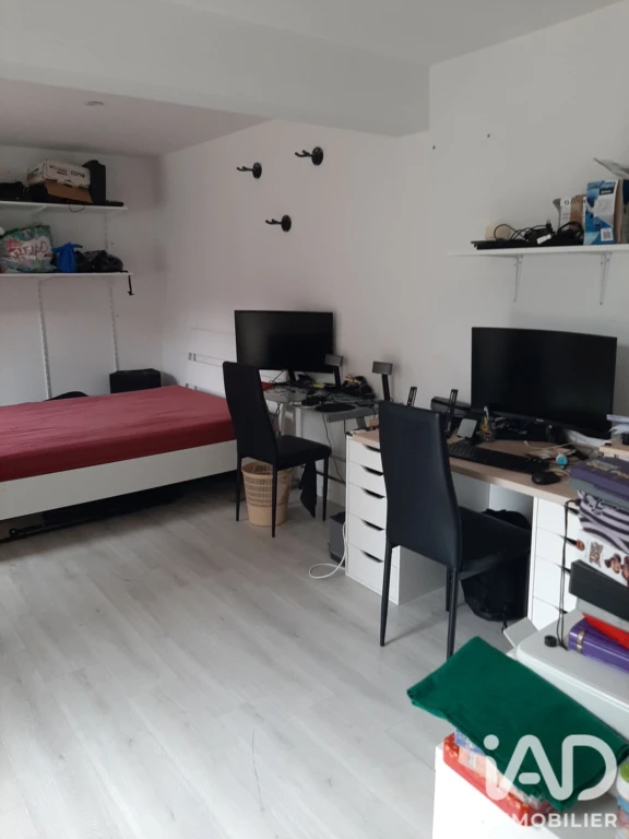 Photo 8