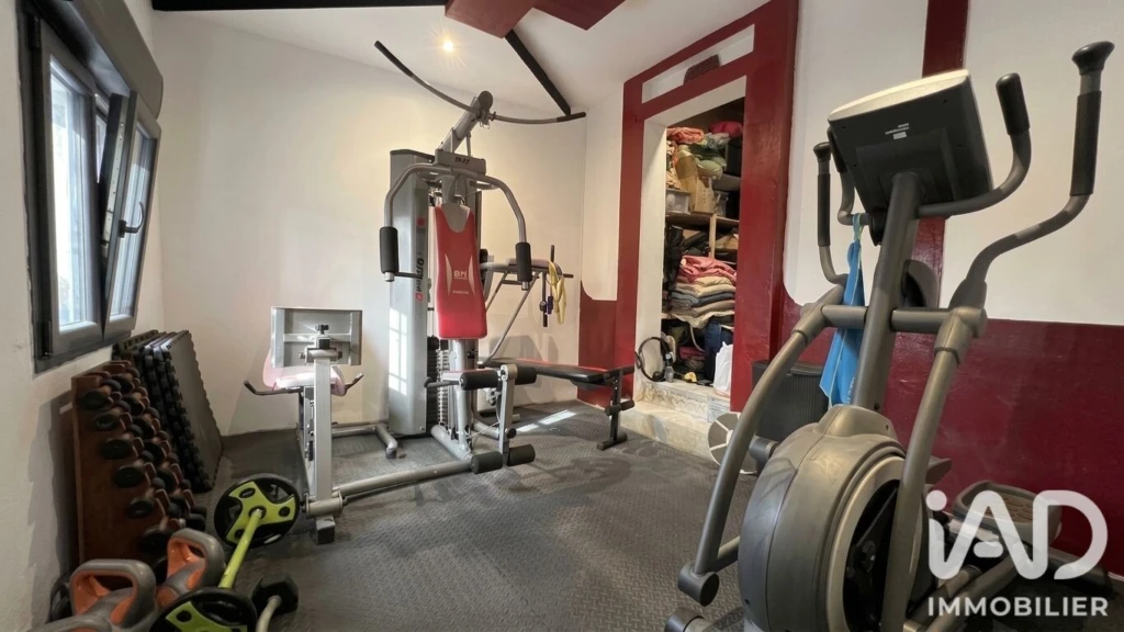 Photo 19