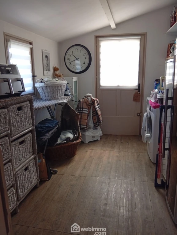 Photo 23